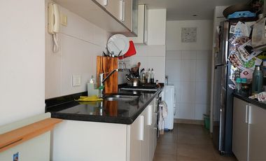 Departamento 2 dormitorios con balcon y parrillero