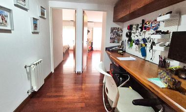 Departamento 2 dormitorios con balcon y parrillero