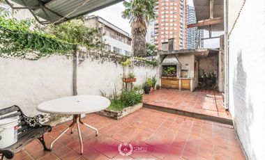 Venta departamento ph 8 ambientes 239M²    60M² con 2 patios terraza galpón en Boedo / San Cristóbal