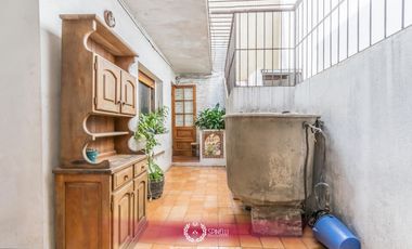 Venta departamento ph 8 ambientes 239M²    60M² con 2 patios terraza galpón en Boedo / San Cristóbal