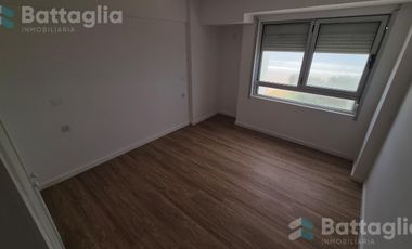 Departamento de dos ambientes refaccionado con vista al mar en edificio con amenities
