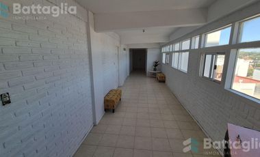 Departamento de dos ambientes refaccionado con vista al mar en edificio con amenities