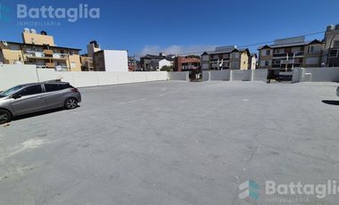 Departamento de dos ambientes refaccionado con vista al mar en edificio con amenities