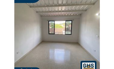 SE VENDE CASA DUPLEX CON LOCAL COMERCIAL EN BARRIO LA FLORESTA CARTAGO