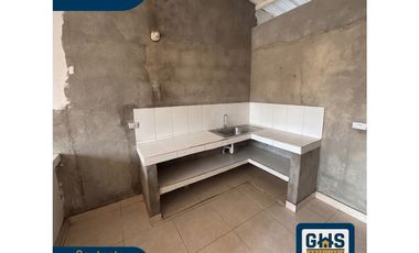 SE VENDE CASA DUPLEX CON LOCAL COMERCIAL EN BARRIO LA FLORESTA CARTAGO