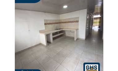 SE VENDE CASA DUPLEX CON LOCAL COMERCIAL EN BARRIO LA FLORESTA CARTAGO