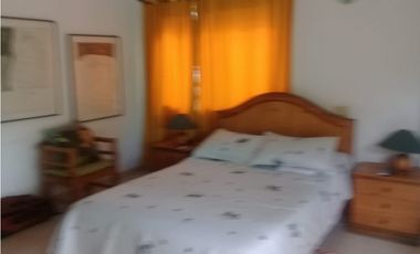 CASA EN VENTA- EN CONDOMINIO- LA VEGA 222m2-LOTE 670m2- $1000mm