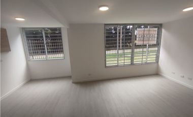 SE ARRIENDA APARTAMENTO C.R. ROMERO HACIENDA LOS SAUCES - MADRID - GJH