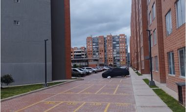 SE ARRIENDA APARTAMENTO C.R. ROMERO HACIENDA LOS SAUCES - MADRID - GJH