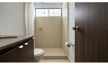 Casa de dos pisos en venta | Reservas de La Italia - Palmira