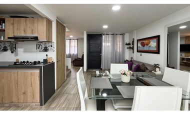 Casa de dos pisos en venta | Reservas de La Italia - Palmira