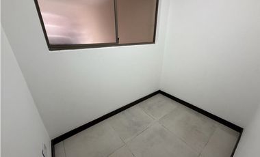 VENTA CASA EN ENVIGADO SECTOR LOMA DE BENEDICTINOS EN UNIDAD CERRADA