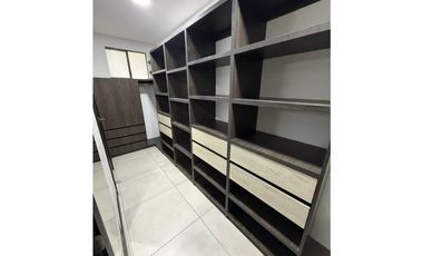 VENTA CASA EN ENVIGADO SECTOR LOMA DE BENEDICTINOS EN UNIDAD CERRADA