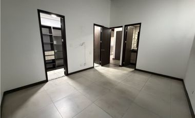 VENTA CASA EN ENVIGADO SECTOR LOMA DE BENEDICTINOS EN UNIDAD CERRADA