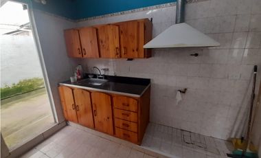 IMPECABLE CASA EN PH EN ALQUILER. ITUZAINGO NORTE