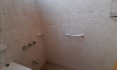 IMPECABLE CASA EN PH EN ALQUILER. ITUZAINGO NORTE