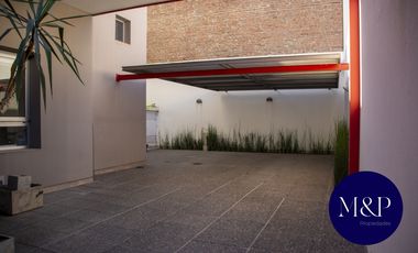 VENTA- CLNICA DE CIRUGA ESTÉTICA- VILLA CABRERA