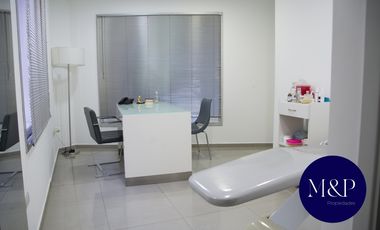 VENTA- CLNICA DE CIRUGA ESTÉTICA- VILLA CABRERA