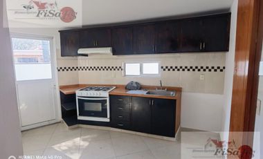 CASA EN RENTA
