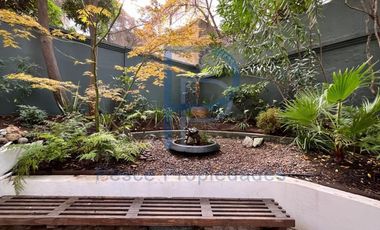 DEPARTAMENTO CON JARDIN PRIVADO A PASOS DE METRO Y COSTANERA