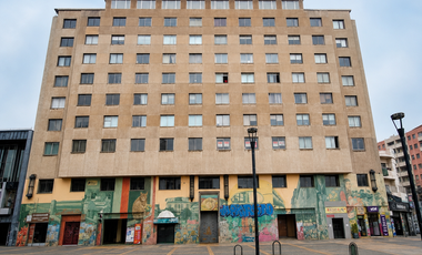 OPORTUNIDAD COMERCIAL PISO CON 5 OFICINAS HABILITADAS
