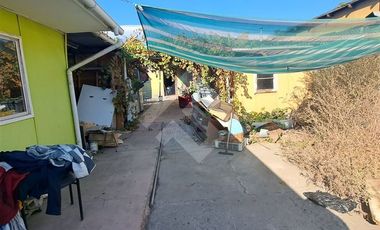 Casa en Venta en Ing Budge / Dresden