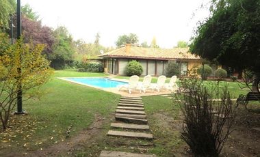 Casa en Arriendo en Los Damascos N° 9, Condominio El Trebol, Calera de Tango