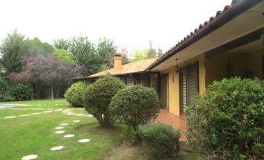 Casa en Arriendo en Los Damascos N° 9, Condominio El Trebol, Calera de Tango