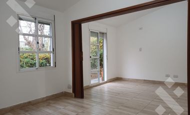 ALQUILER: CASA 3 DORMIT C/QUINCHO y PARRILLA- NEUQUEN CAPITAL - ZONA CENTRO OESTE
