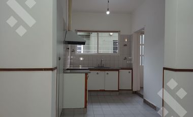 ALQUILER: CASA 3 DORMIT C/QUINCHO y PARRILLA- NEUQUEN CAPITAL - ZONA CENTRO OESTE