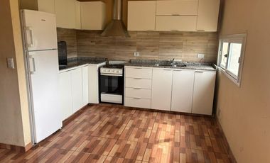 Venta o Permuta de Casa en Barrio Las Lagunas, Plottier