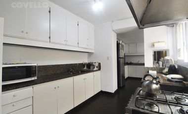 Venta casa de 7 ambientes - Barrio Parque