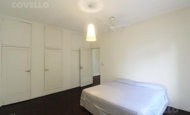 Venta casa de 7 ambientes - Barrio Parque