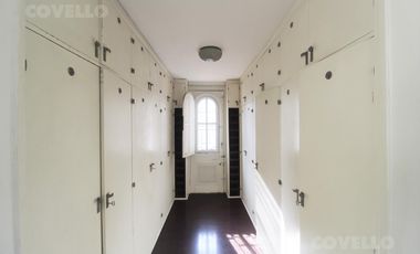 Venta casa de 7 ambientes - Barrio Parque