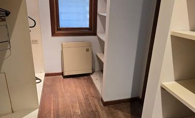 CASA DE 6 AMBIENTES EN VENTA SOBRE TERRENO DE 612M2 EN LA MEJOR ZONA DEL BAJO DE OLIVOS