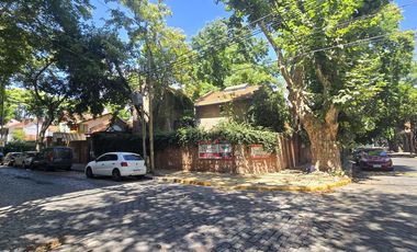 CASA DE 6 AMBIENTES EN VENTA SOBRE TERRENO DE 612M2 EN LA MEJOR ZONA DEL BAJO DE OLIVOS