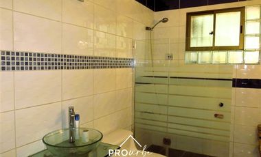 Casa en Arriendo en Septima Avenida / Amplio Patio Trasero