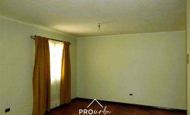 Casa en Arriendo en Septima Avenida / Amplio Patio Trasero