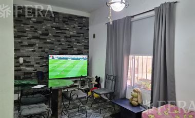 Venta casa para dos familias con cochera en Quilmes