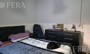 Venta casa para dos familias con cochera en Quilmes