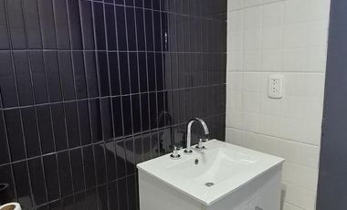 Venta casa para dos familias con cochera en Quilmes