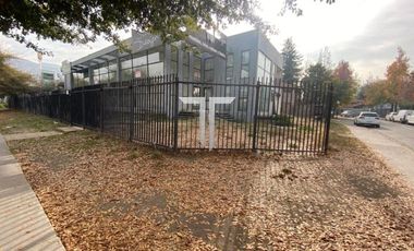 Local Comercial en arriendo ubicado en La Dehesa