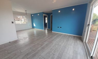 Casa en arriendo 3D-2B con estacionamiento en Mantagua