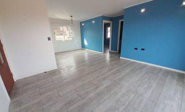 Casa en arriendo 3D-2B con estacionamiento en Mantagua