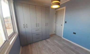 Casa en arriendo 3D-2B con estacionamiento en Mantagua