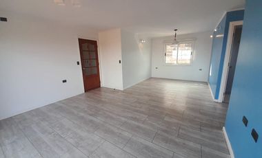 Casa en arriendo 3D-2B con estacionamiento en Mantagua