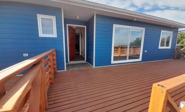Casa en arriendo 3D-2B con estacionamiento en Mantagua