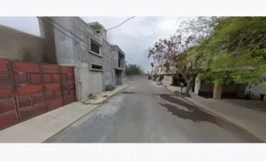 Casa en remate en Las Alamedas, Linares, Nuevo León