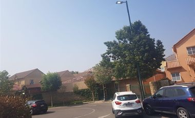 Casa en Arriendo en Terragona Valle lo Campino
