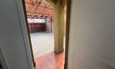 Casa en Arriendo en Terragona Valle lo Campino